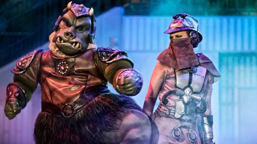 Eww Zam Wessell and a Gammorean from Star Wars