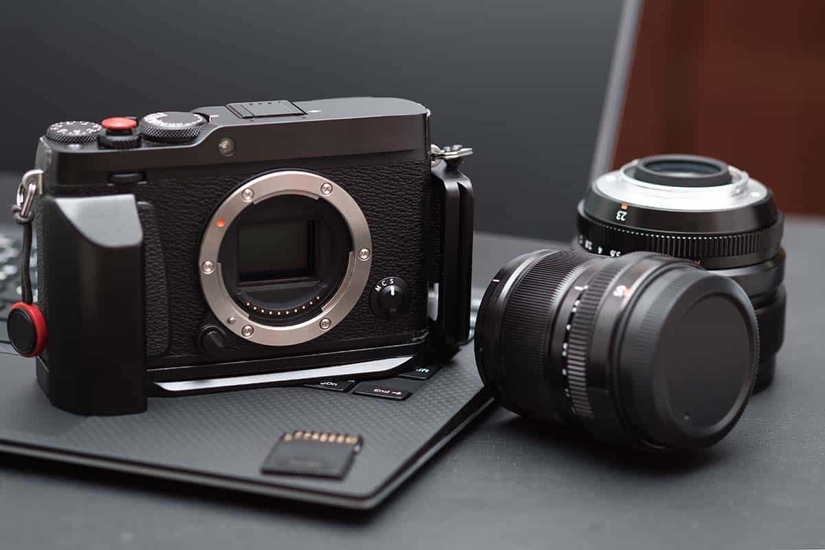 Mirrorless camera and lenses